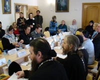 Press-konferencija-i-kruglyj-stol-Svjato-Feodorovskogo-foruma_17