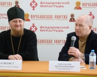 Press-konferencija-i-kruglyj-stol-Svjato-Feodorovskogo-foruma_07